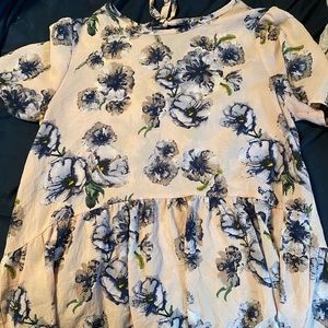 Boutique short sleeved blouse